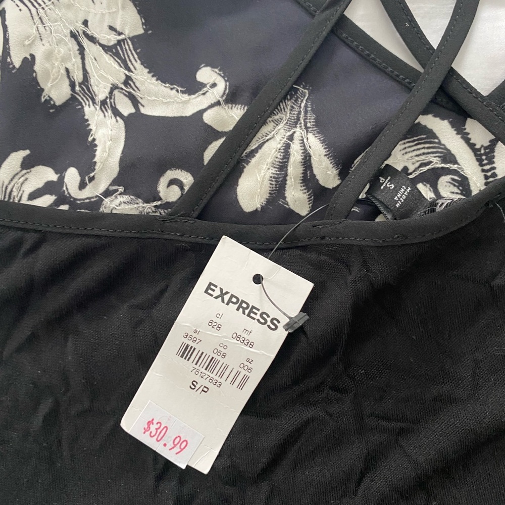 Top - Picture 2 of 2